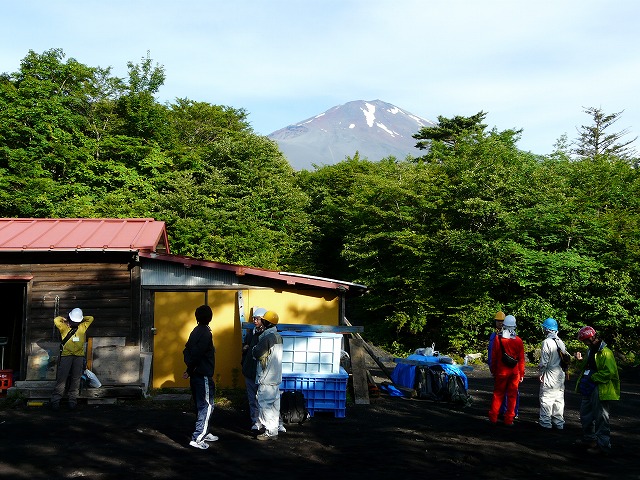 よみがえれ富士山測候所 Npo法人富士山測候所を活用する会 Top